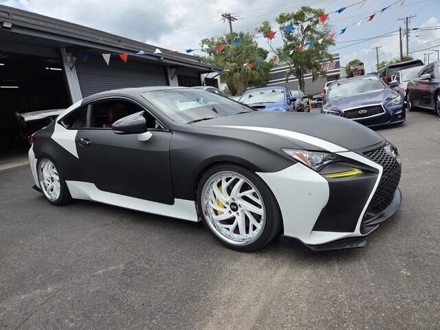 Used 2016 Lexus RC 200t RWD image 4