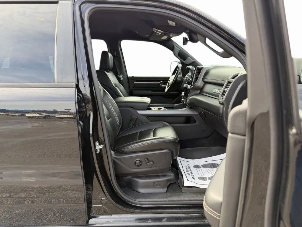 Used 2022 RAM 1500 Rebel w/ Night Edition image 25
