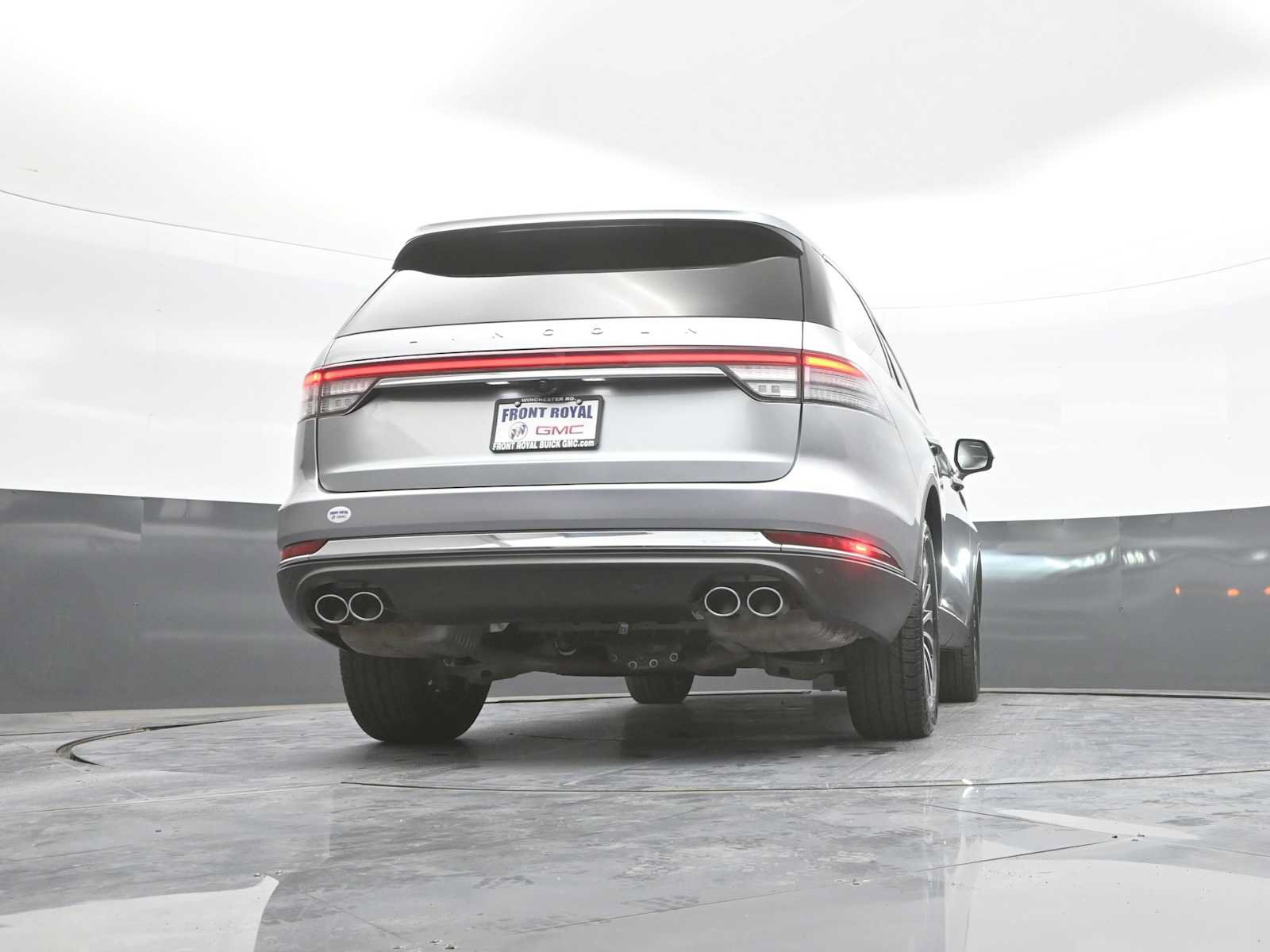 Used 2023 Lincoln Aviator AWD w/ Premium Package image 45