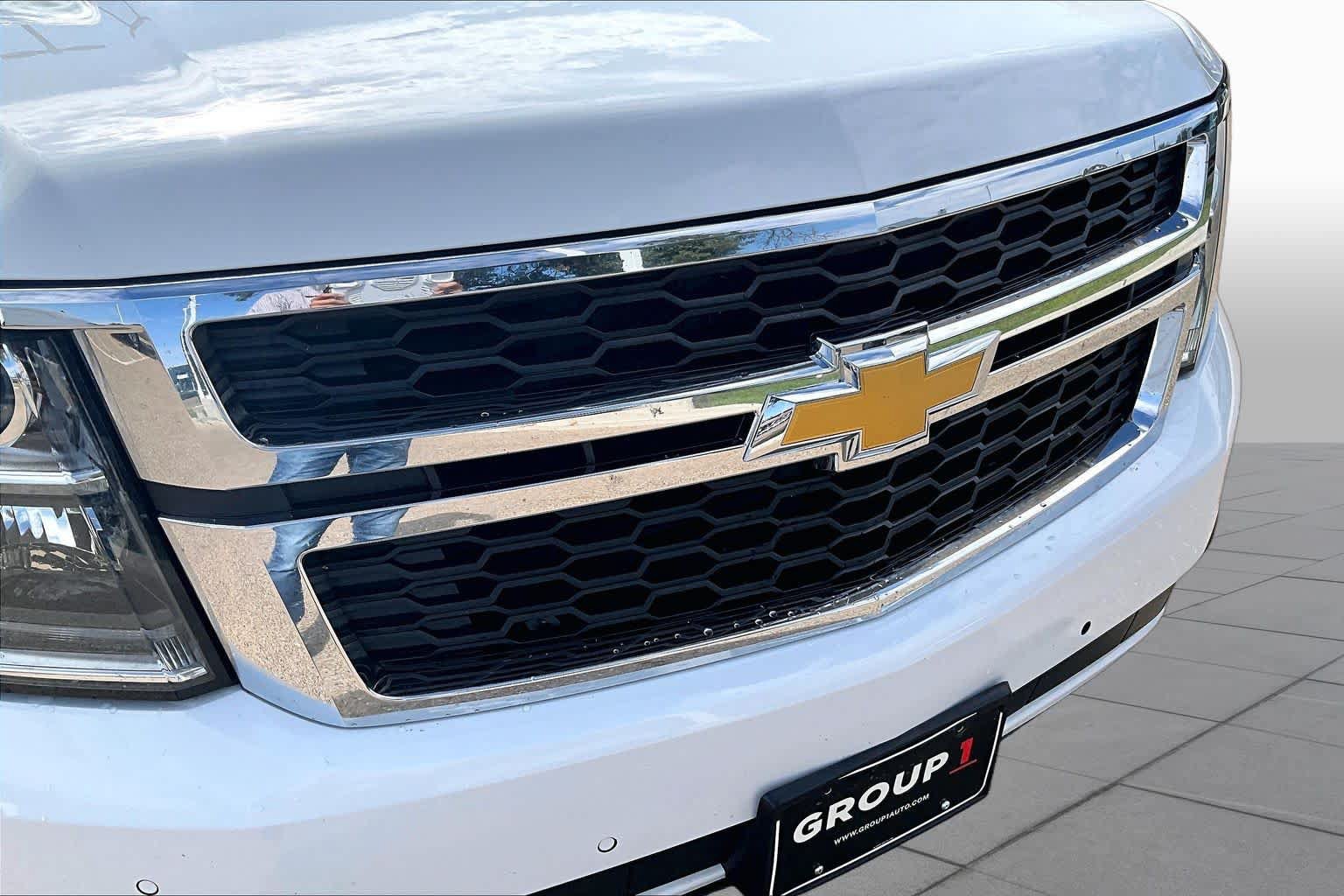 Used 2019 Chevrolet Tahoe LT w/ Luxury Package RWD image 36
