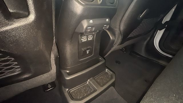 Used 2025 Jeep Wrangler Unlimited Rubicon 4xe w/ Convenience Group image 24