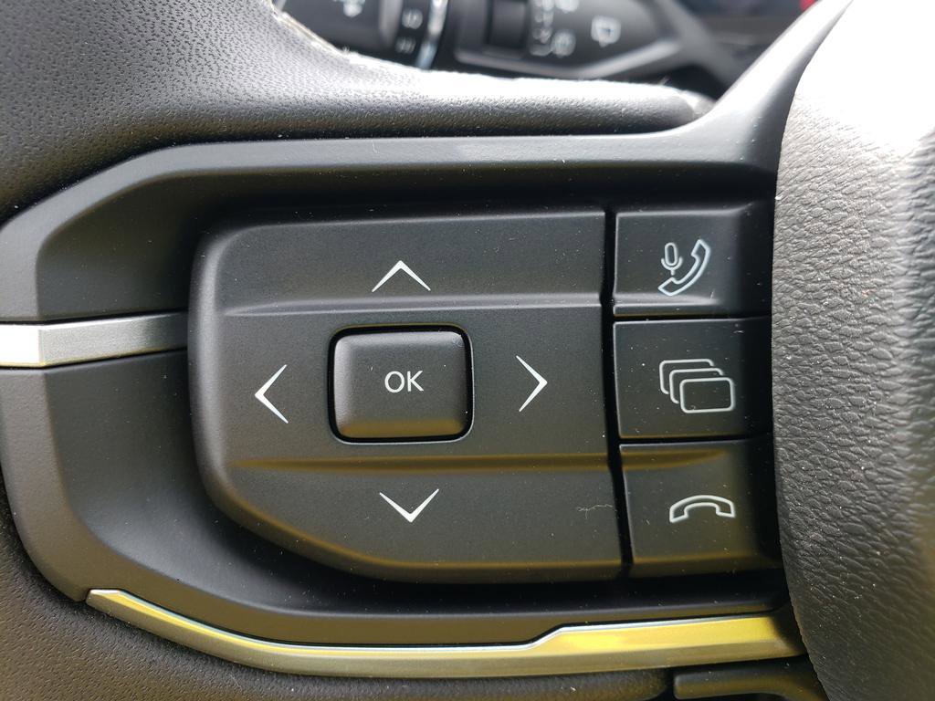 New 2026 Jeep Cherokee Overland w/ Trailer Tow Group image 20