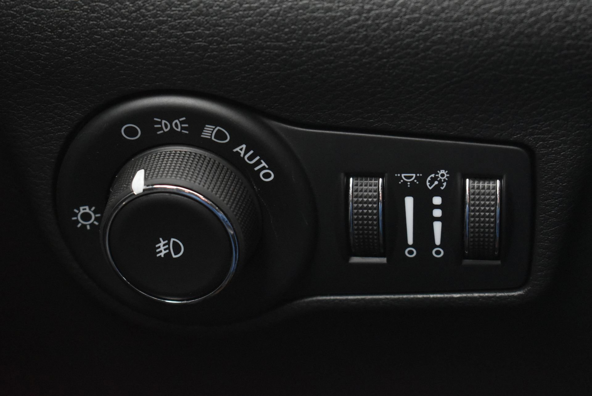 New 2026 Jeep Compass Latitude image 19