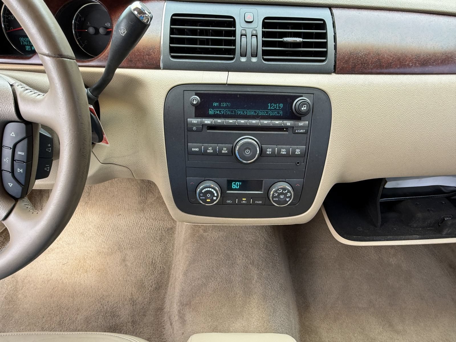 Used 2006 Buick Lucerne CXL w/ Luxury Package FWD image 23