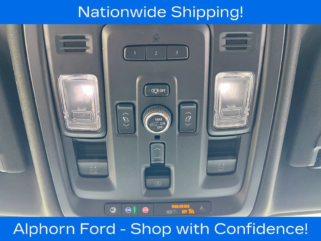 Used 2023 GMC Yukon XL Denali w/ Advanced Technology Package AWD/4WD image 27