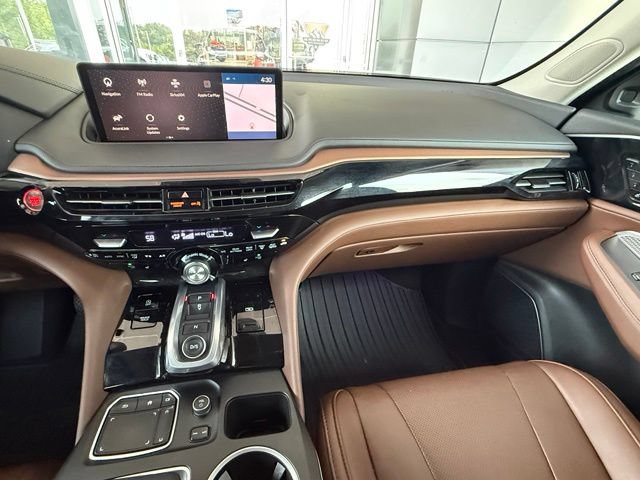 Used 2023 Acura MDX w/ Technology Package FWD image 23