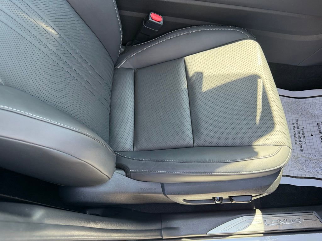 Used 2022 Lexus NX 350 AWD image 18