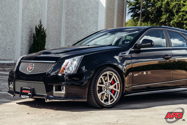 Used 2014 Cadillac CTS V RWD image 56