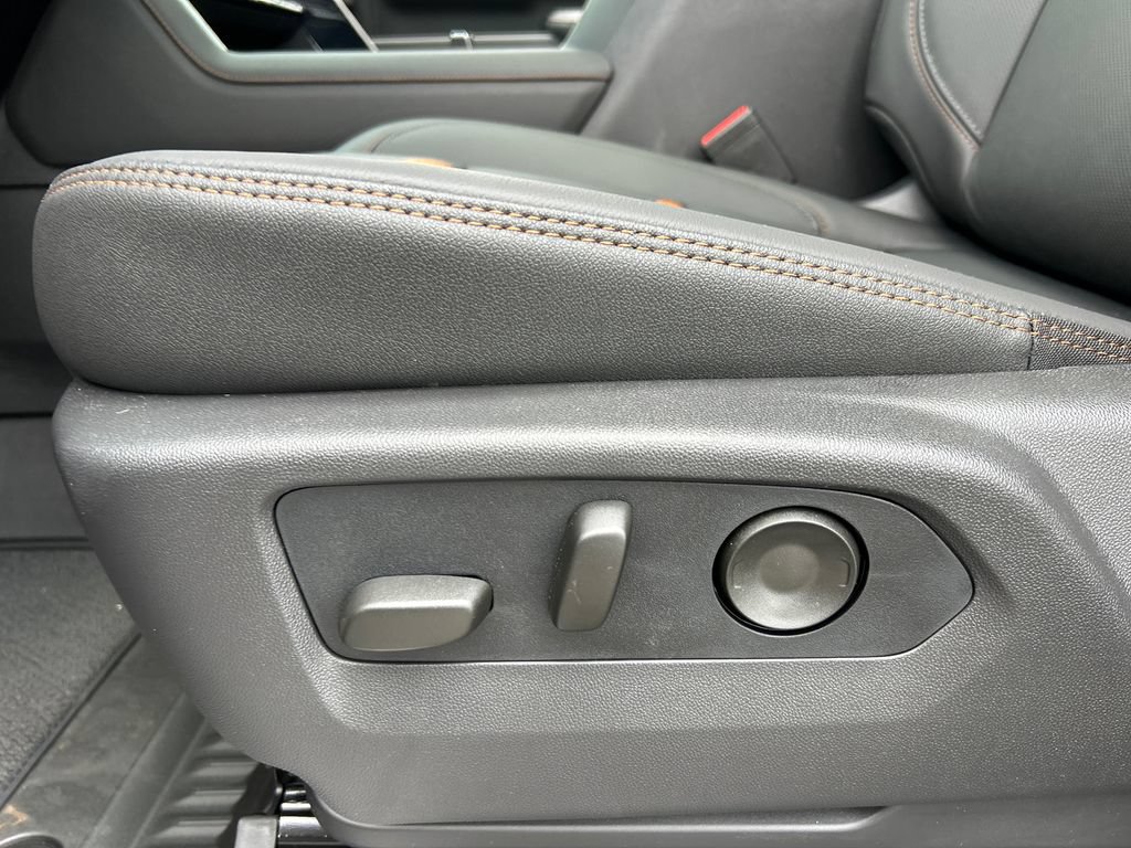 New 2026 GMC Sierra 2500 AT4 w/ AT4 Premium Plus Package AWD/4WD image 19