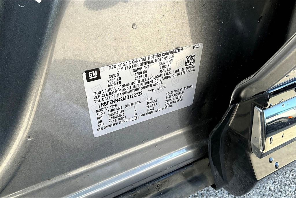 Used 2021 Buick Envision Essence w/ Technology Package I image 32