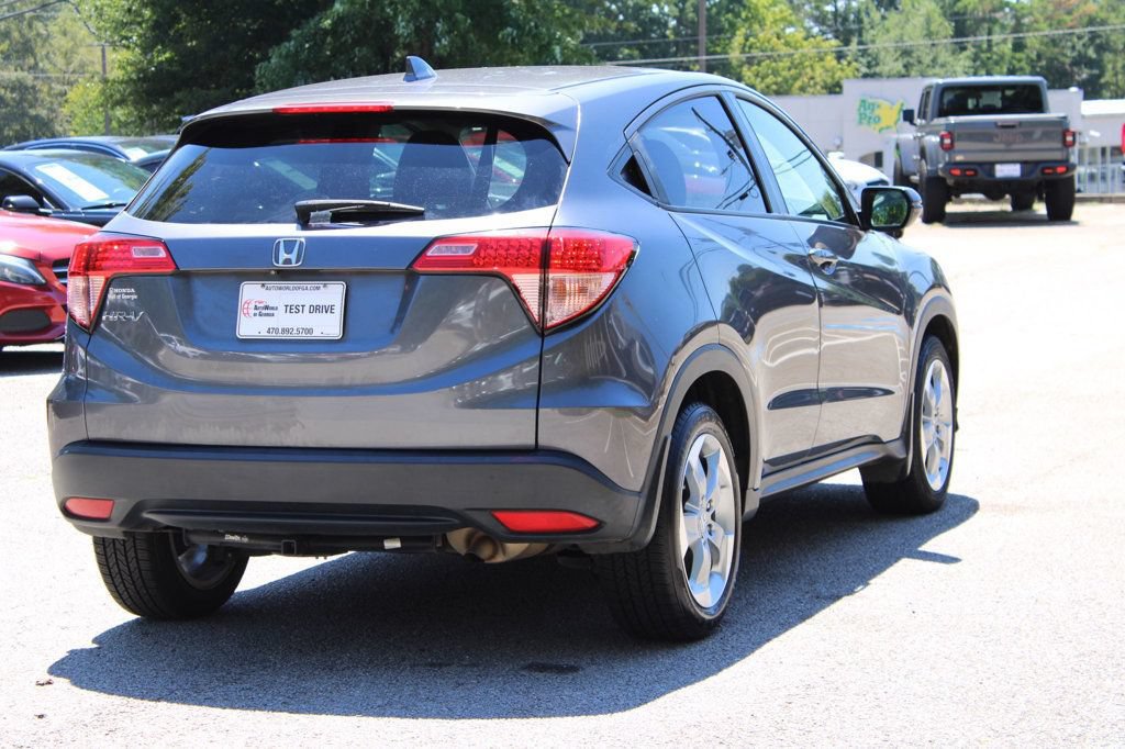Used 2017 Honda HR-V EX image 8