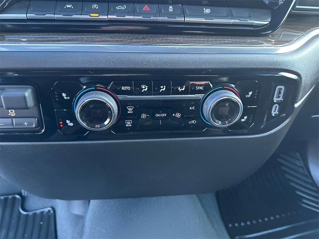 Used 2025 Chevrolet Silverado 1500 LT image 21