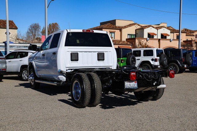 Used 2020 RAM 3500 Tradesman w/ Chrome Appearance Group image 6