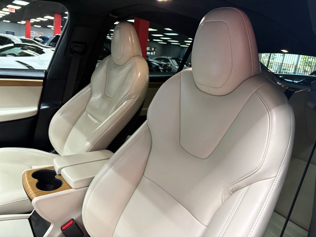 Used 2020 Tesla Model X Long Range AWD/4WD image 21