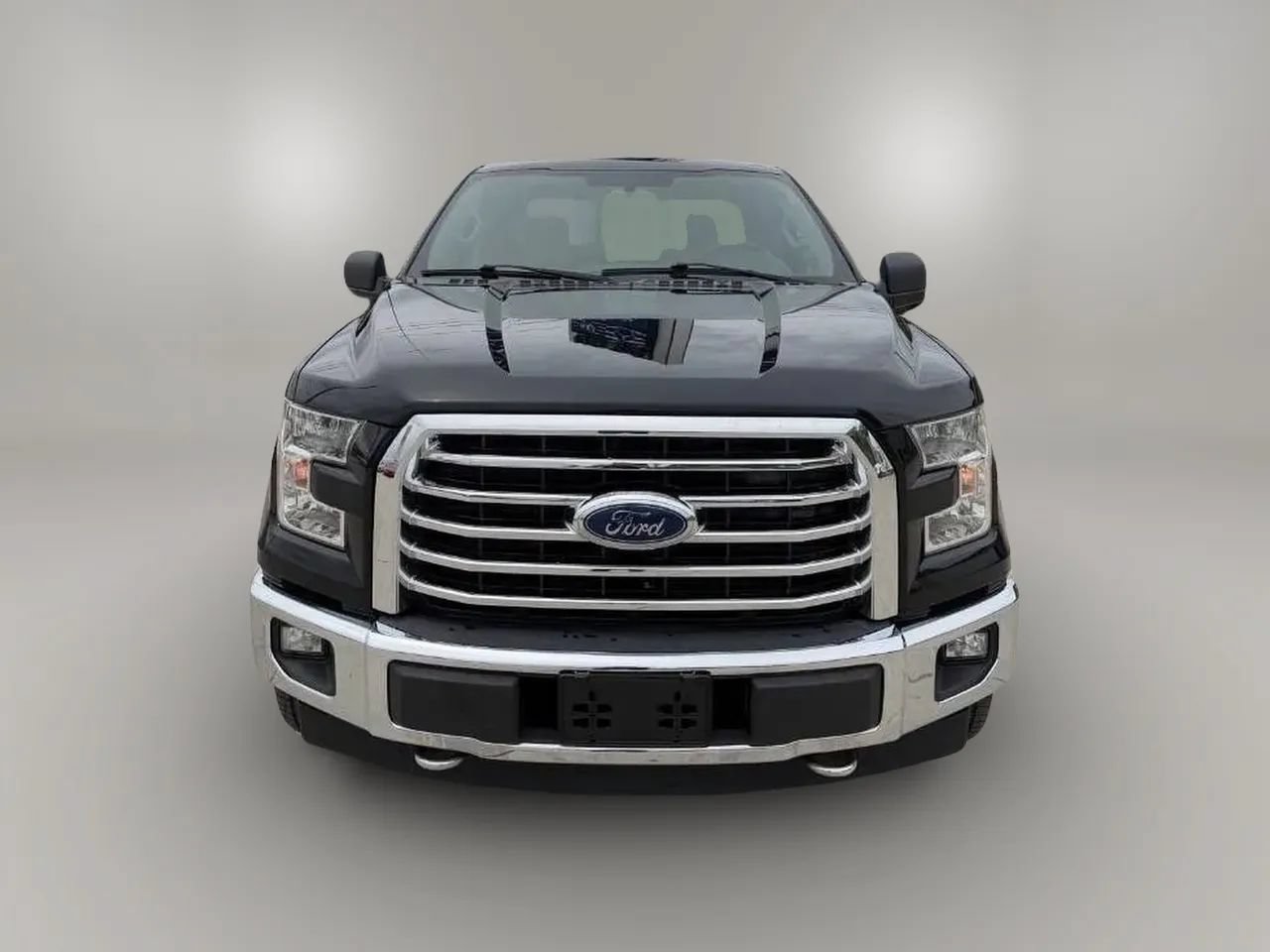 Used 2017 Ford F150 XLT w/ Equipment Group 302A Luxury AWD/4WD image 2