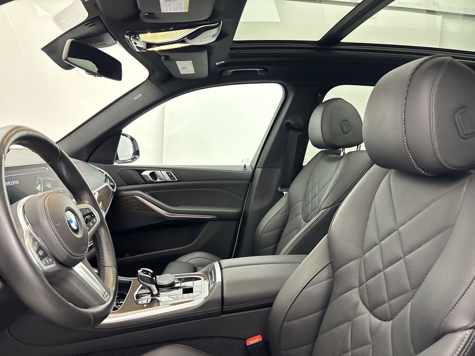 Used 2023 BMW X5 xDrive40i w/ M Sport Package AWD/4WD image 24