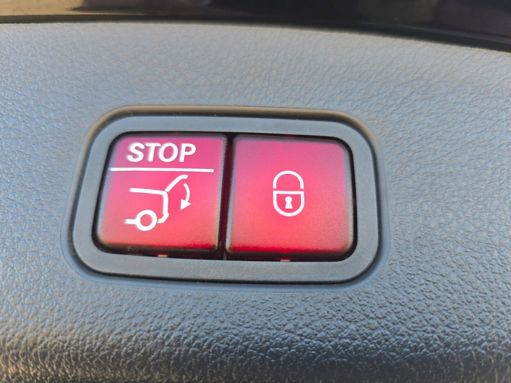 Certified 2024 Mercedes-Benz GLC 300 GLC 300 image 18