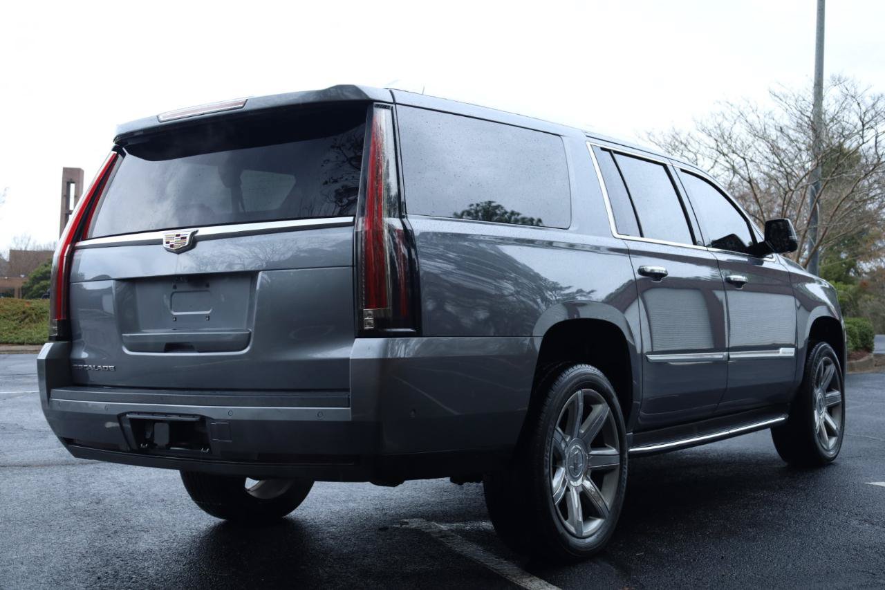 Used 2019 Cadillac Escalade ESV Luxury RWD image 5