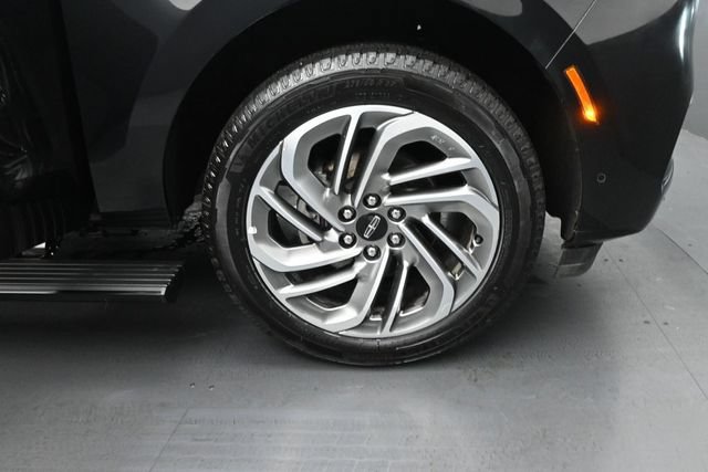 Certified 2025 Lincoln Navigator L Reserve AWD/4WD image 36