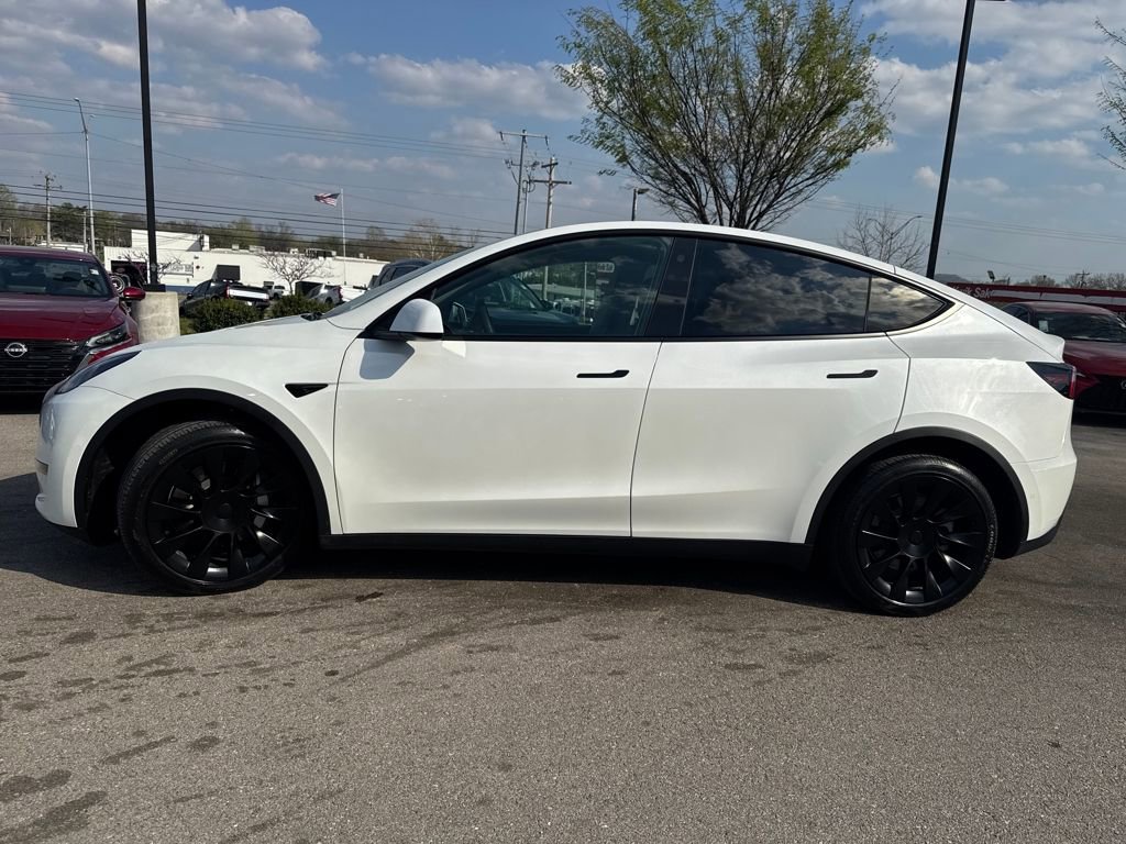 Used 2021 Tesla Model Y Long Range image 4