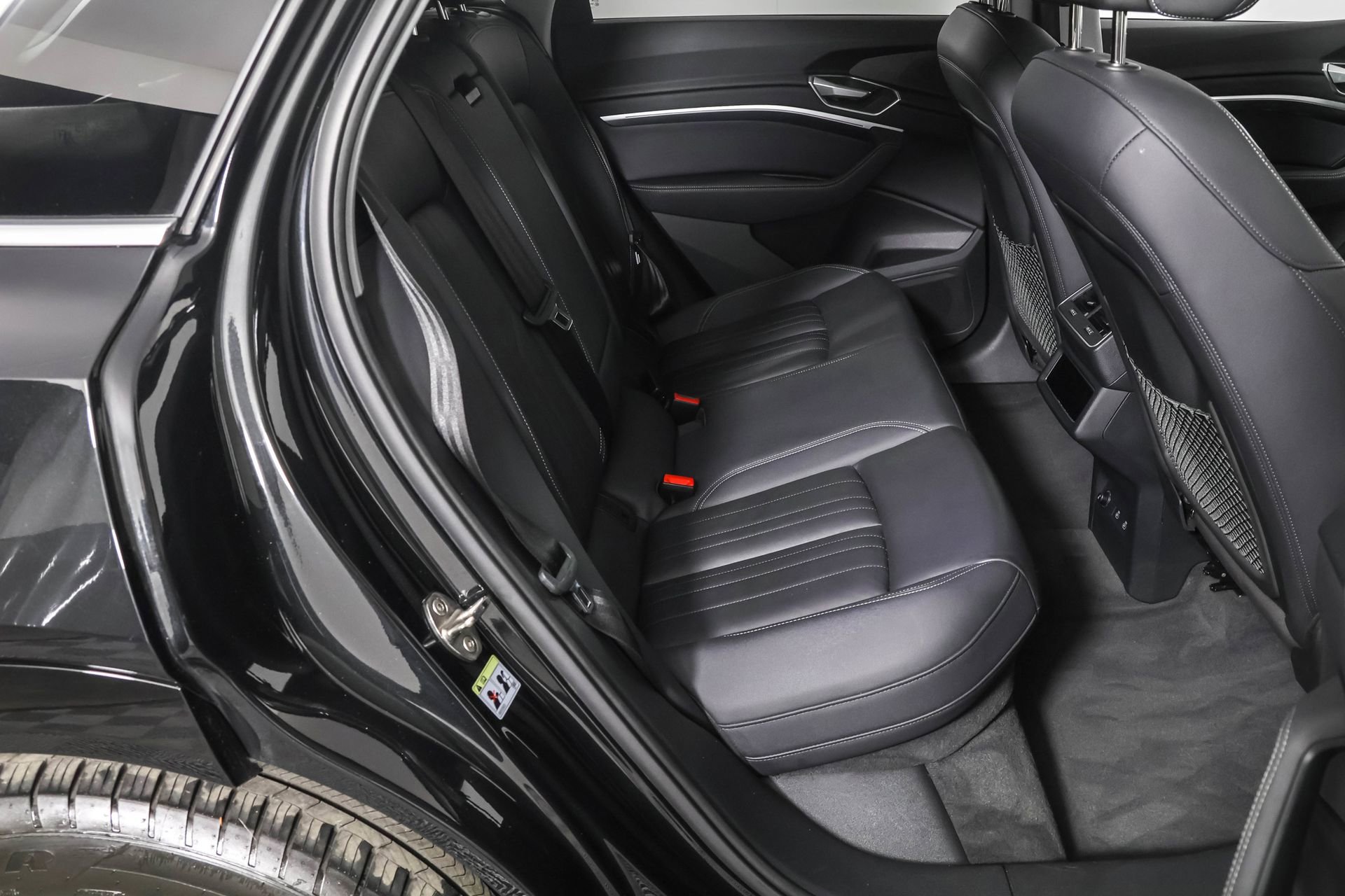 Used 2023 Audi e-tron Premium image 42