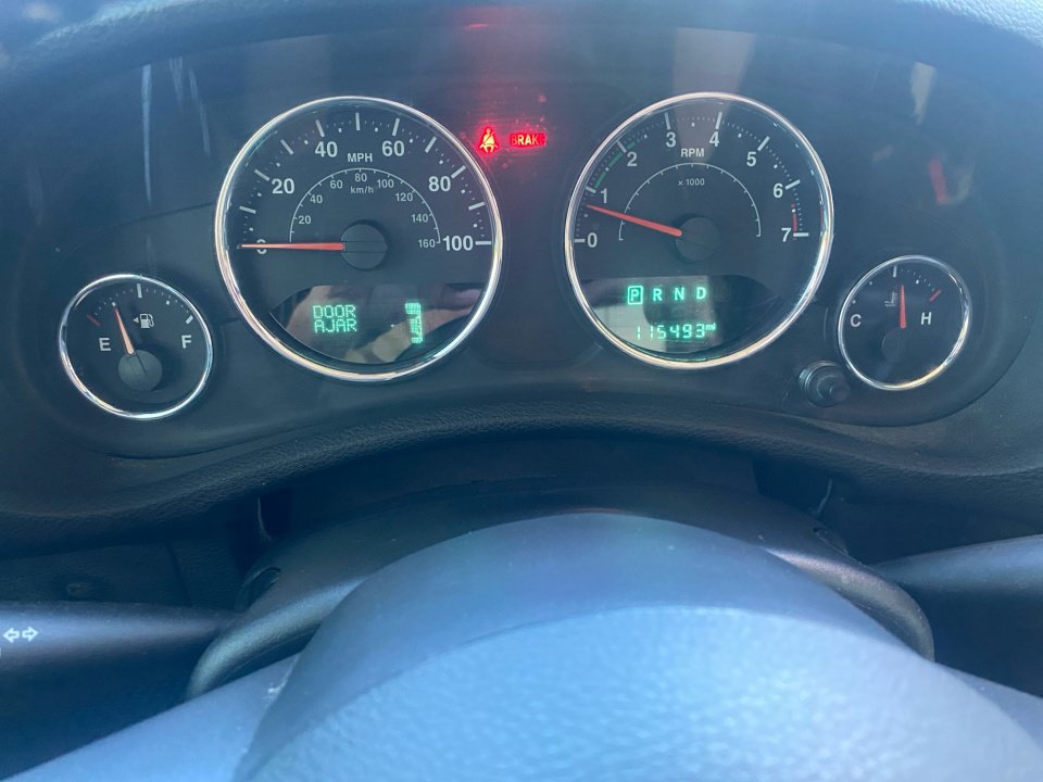 Used 2018 Jeep Wrangler Unlimited Sport AWD/4WD image 24