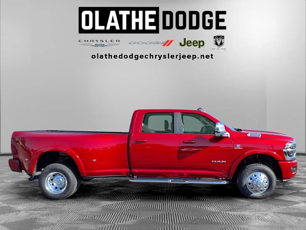 New 2027 RAM 3500 Laramie AWD/4WD image 28