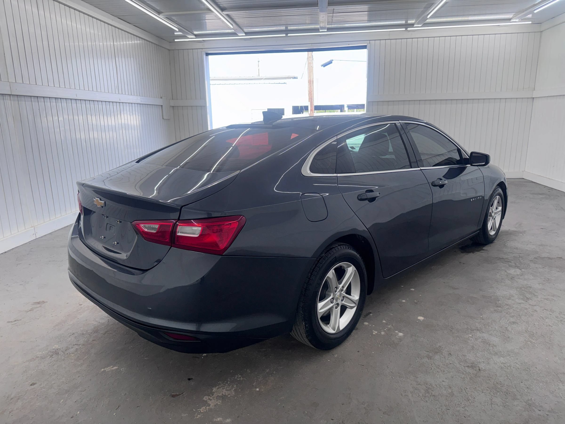 Used 2019 Chevrolet Malibu LS FWD image 5