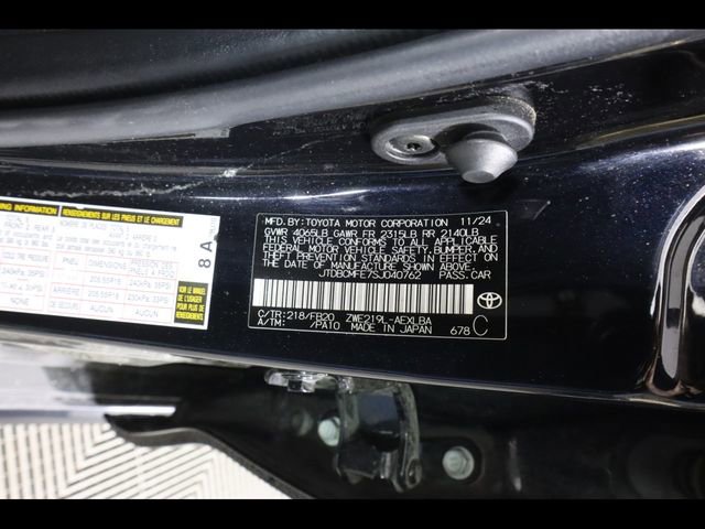 Used 2025 Toyota Corolla LE image 36