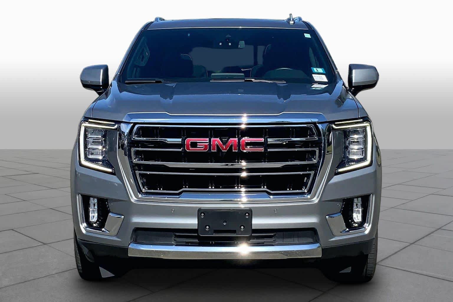 Used 2023 GMC Yukon SLT AWD/4WD image 4