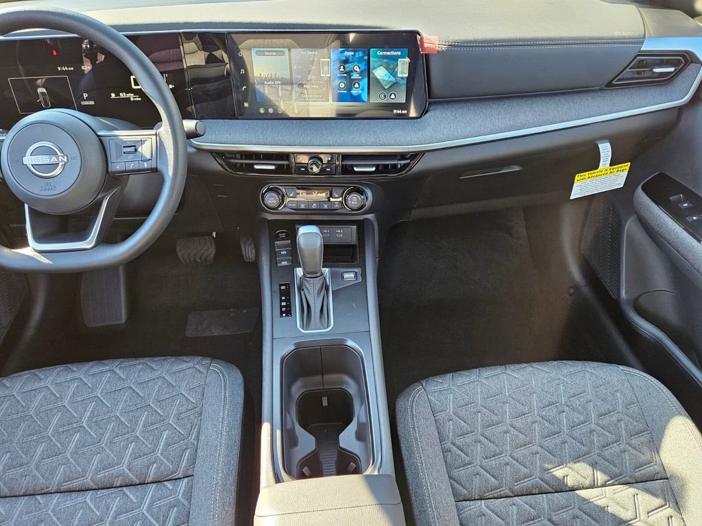 New 2026 Nissan Kicks SV w/ SV Premium Package image 6