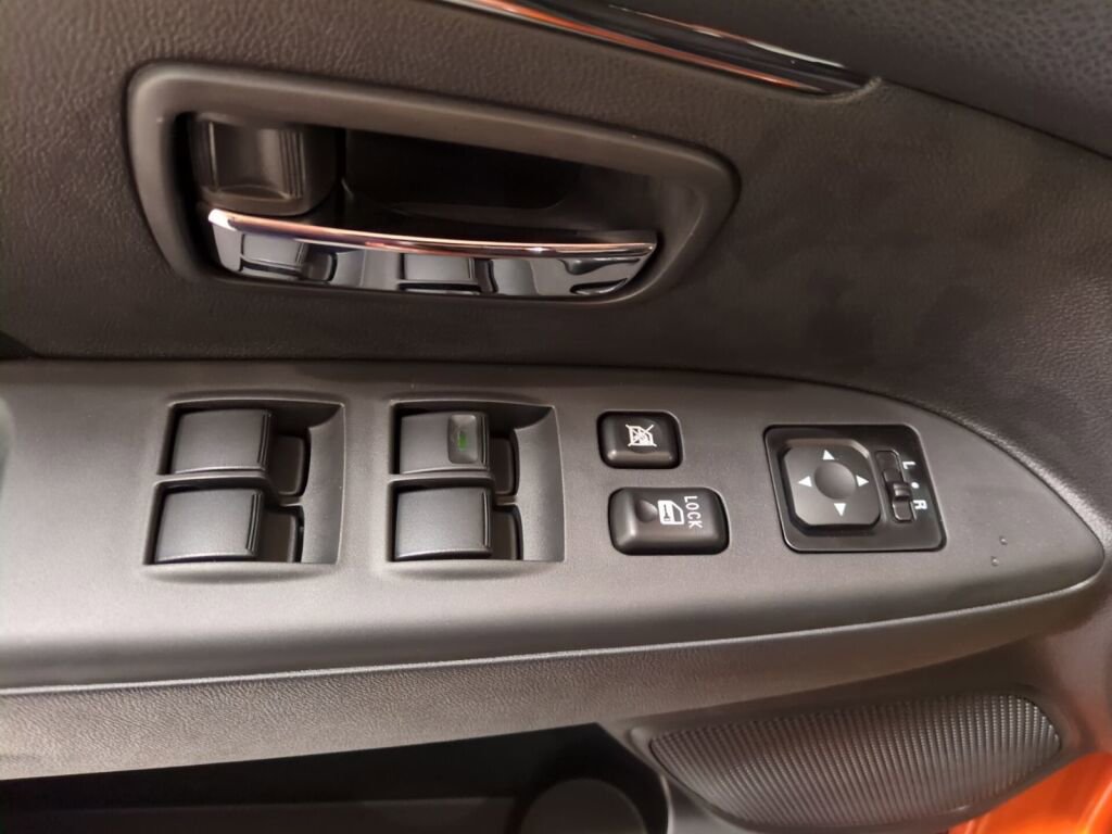 New 2025 Mitsubishi Outlander Sport ES image 17