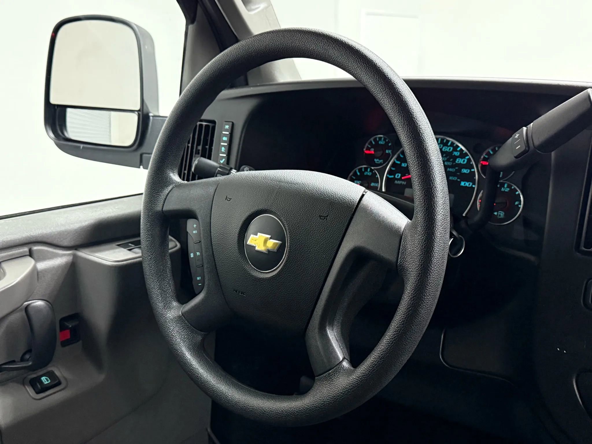 Used 2021 Chevrolet Express 2500 w/ Driver Convenience Package image 22