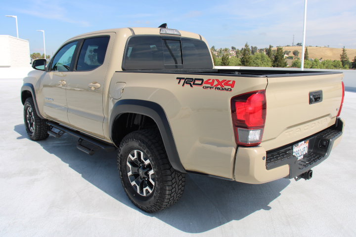 Certified 2019 Toyota Tacoma TRD Off-Road w/ Technology Package image 6