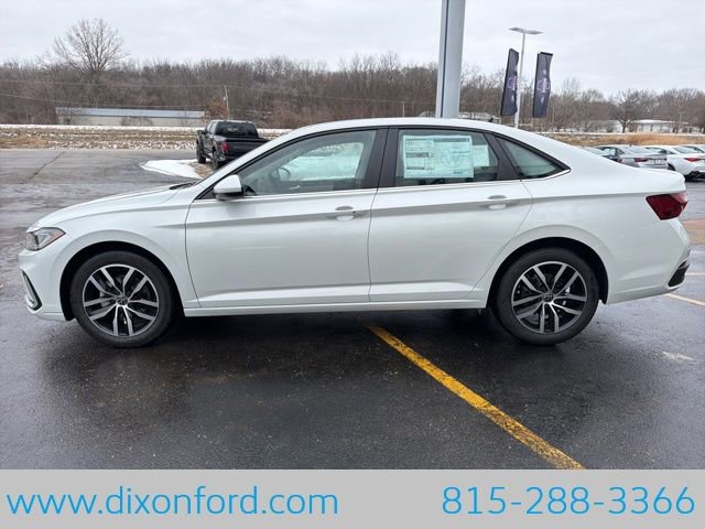 New 2026 Volkswagen Jetta SE image 4