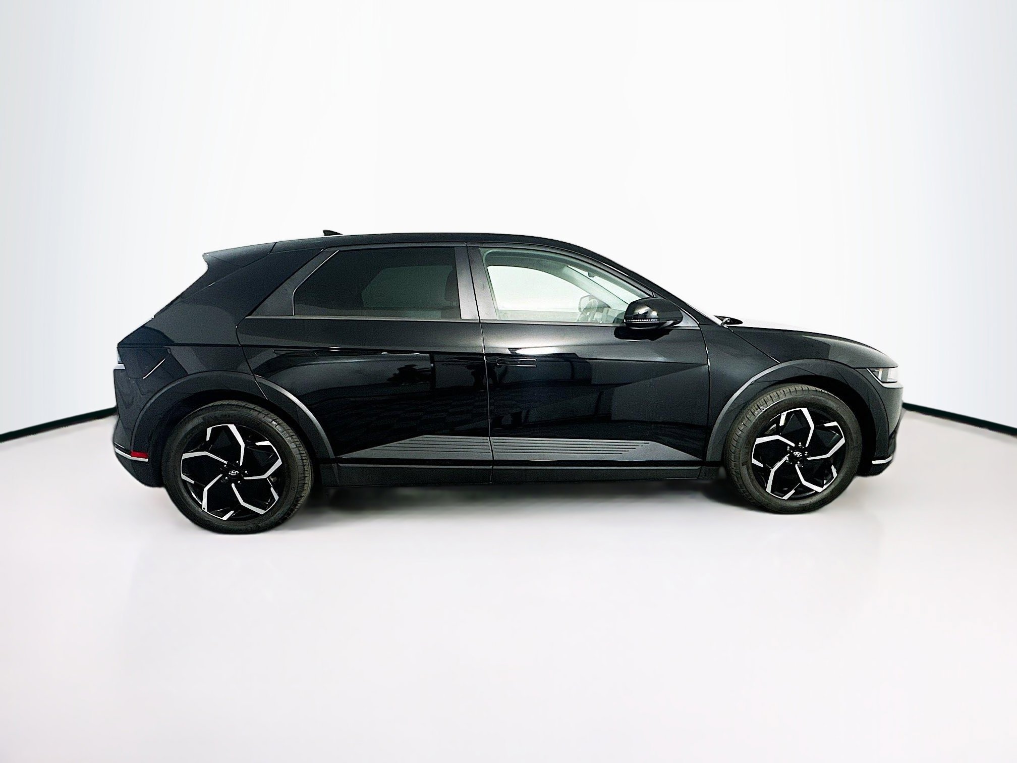 Used 2024 Hyundai Ioniq 5 SEL RWD image 10