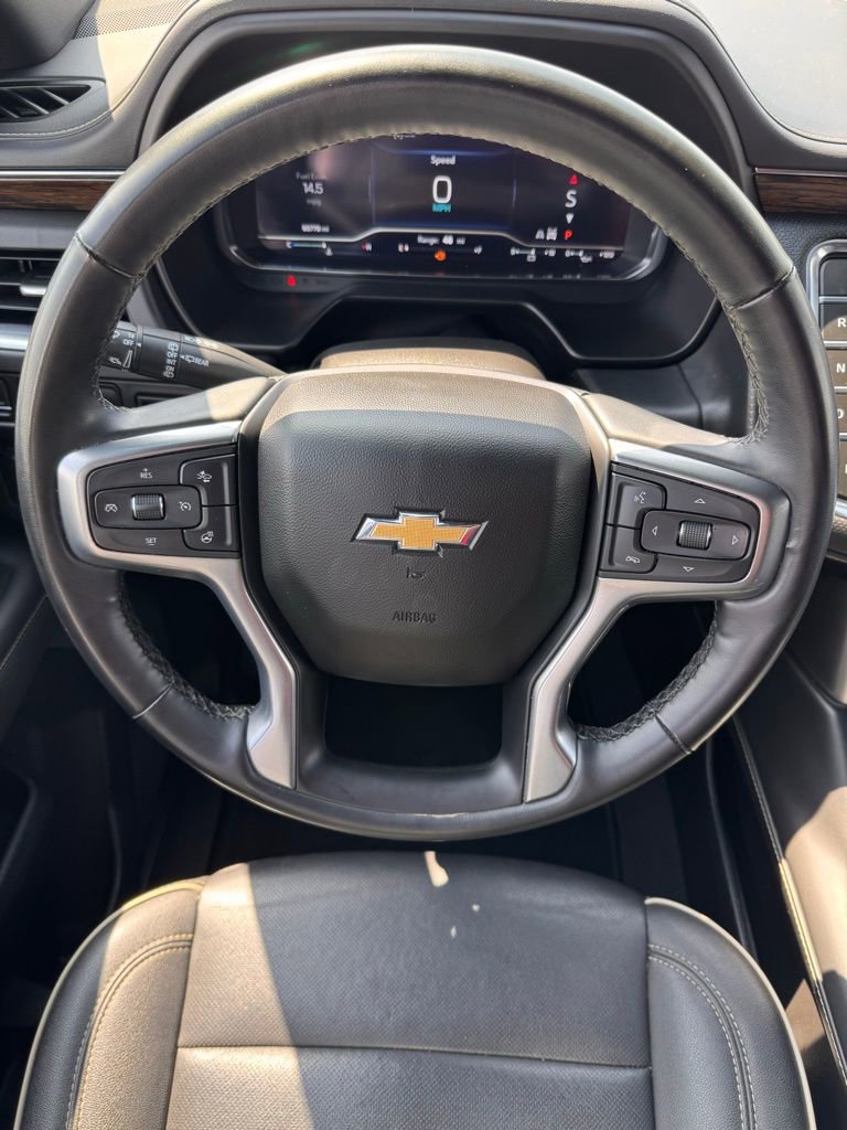 Used 2023 Chevrolet Suburban Premier AWD/4WD image 28