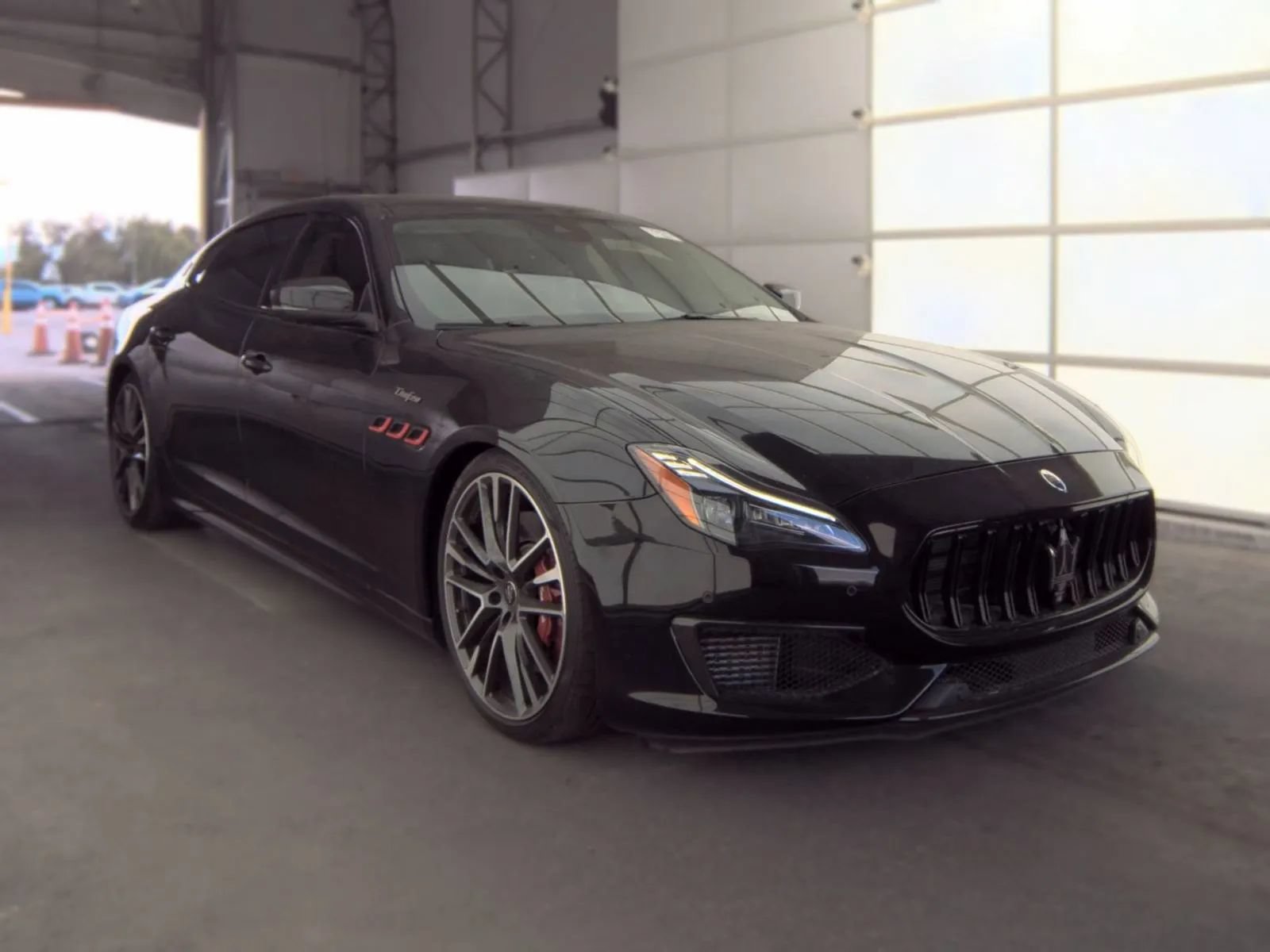 Used 2021 Maserati Quattroporte Trofeo RWD image 8