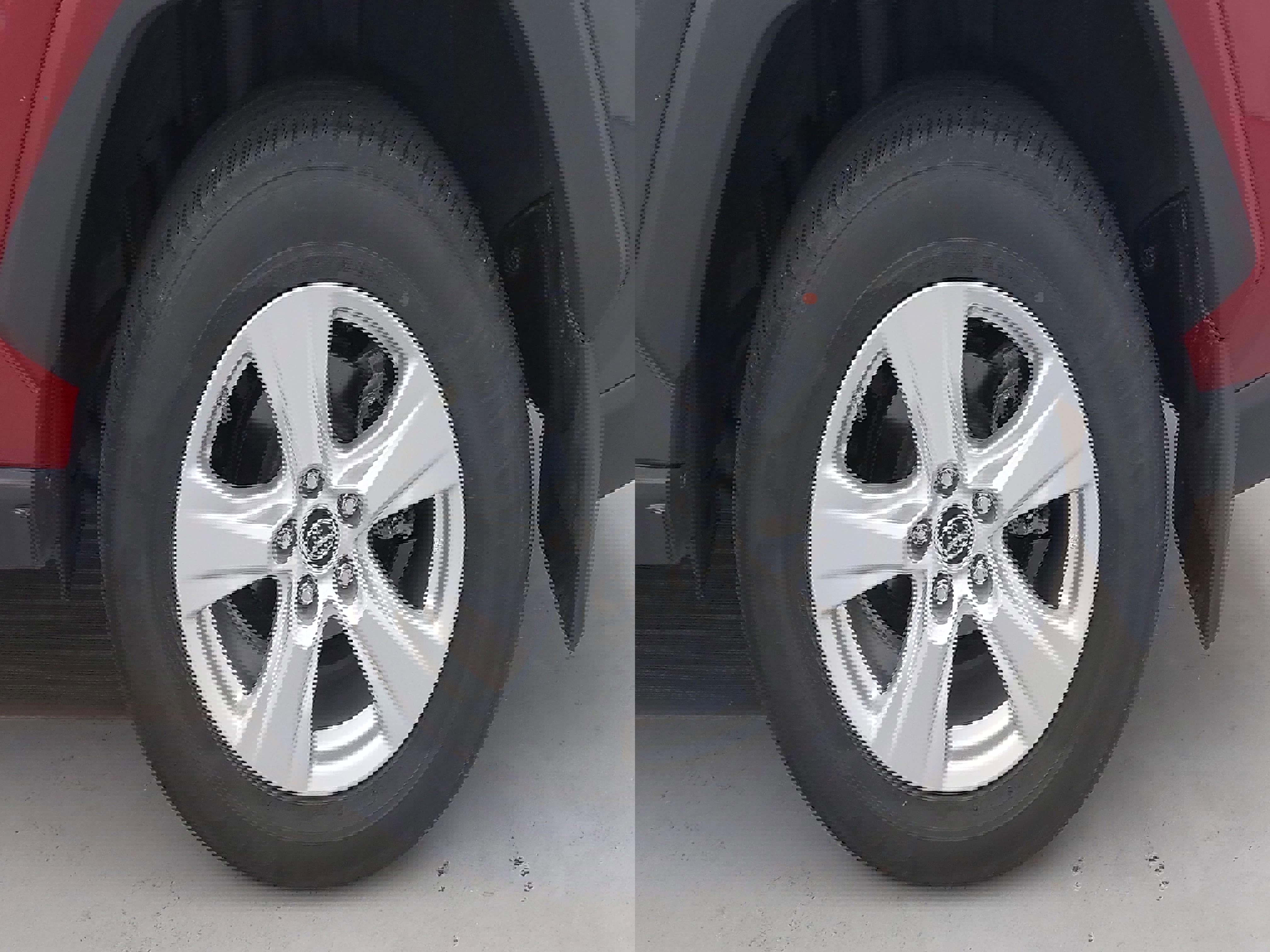 Used 2019 Toyota RAV4 XLE w/ All Weather Liner Package image 33