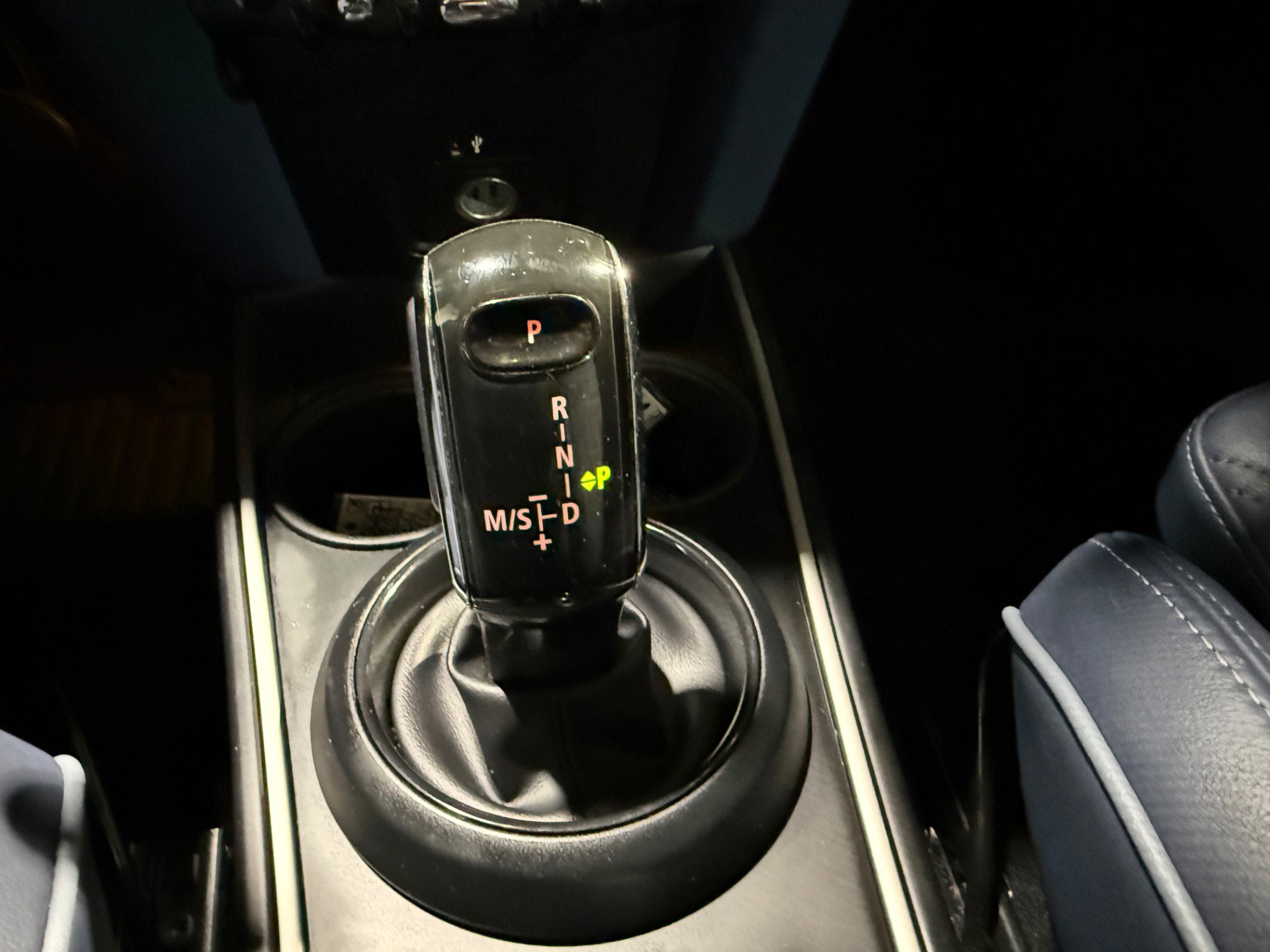 Used 2023 MINI Cooper Countryman S w/ Signature Upholstery Package image 38