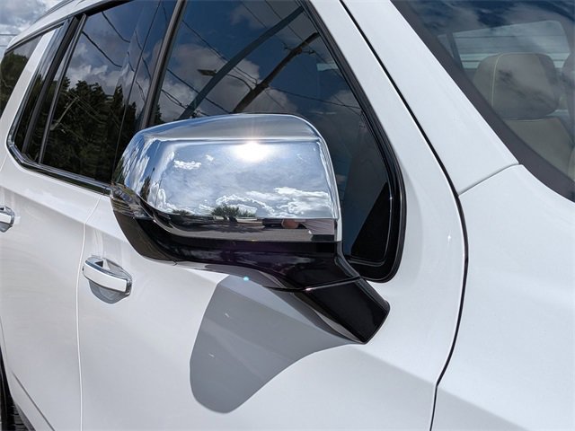 Used 2024 Chevrolet Tahoe Premier image 12