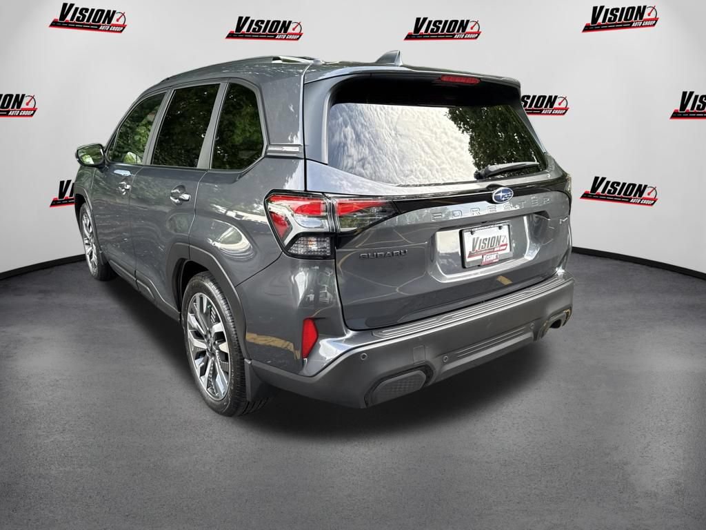 Used 2025 Subaru Forester Touring AWD/4WD image 7