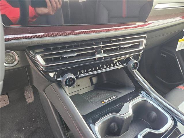 New 2026 Chevrolet Traverse RS image 14