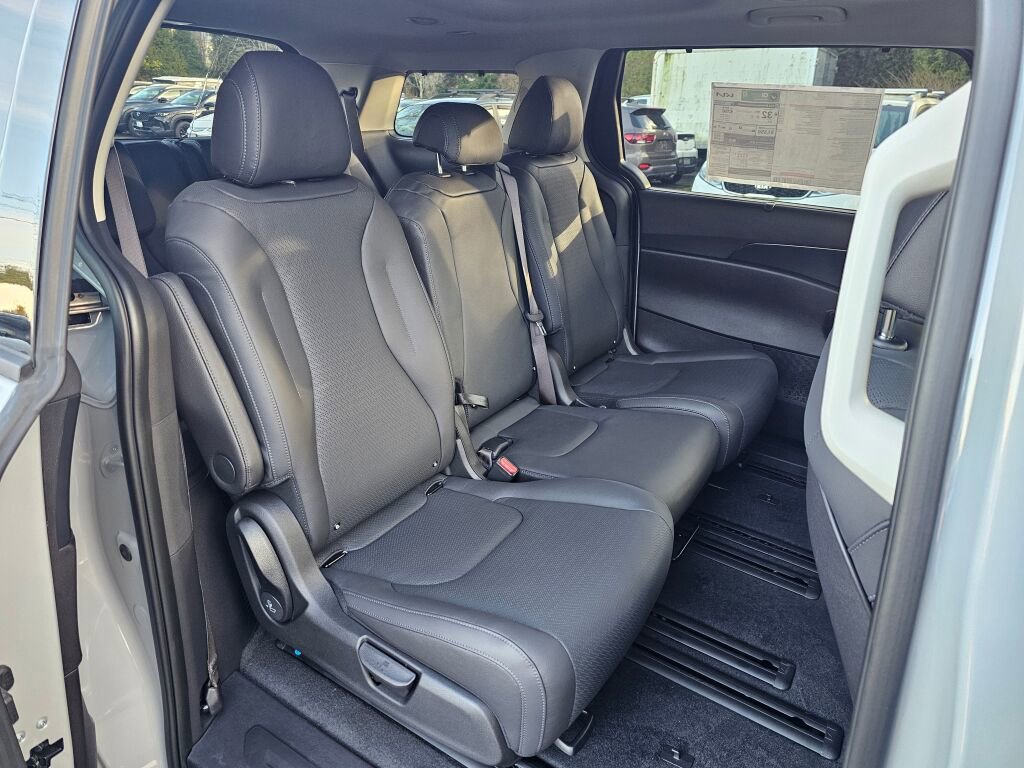 New 2026 Kia Carnival SX Prestige image 29