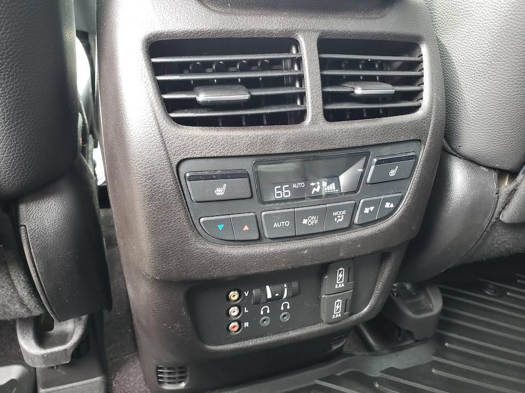Used 2020 Acura MDX w/ Technology & Entertainment AWD/4WD image 12