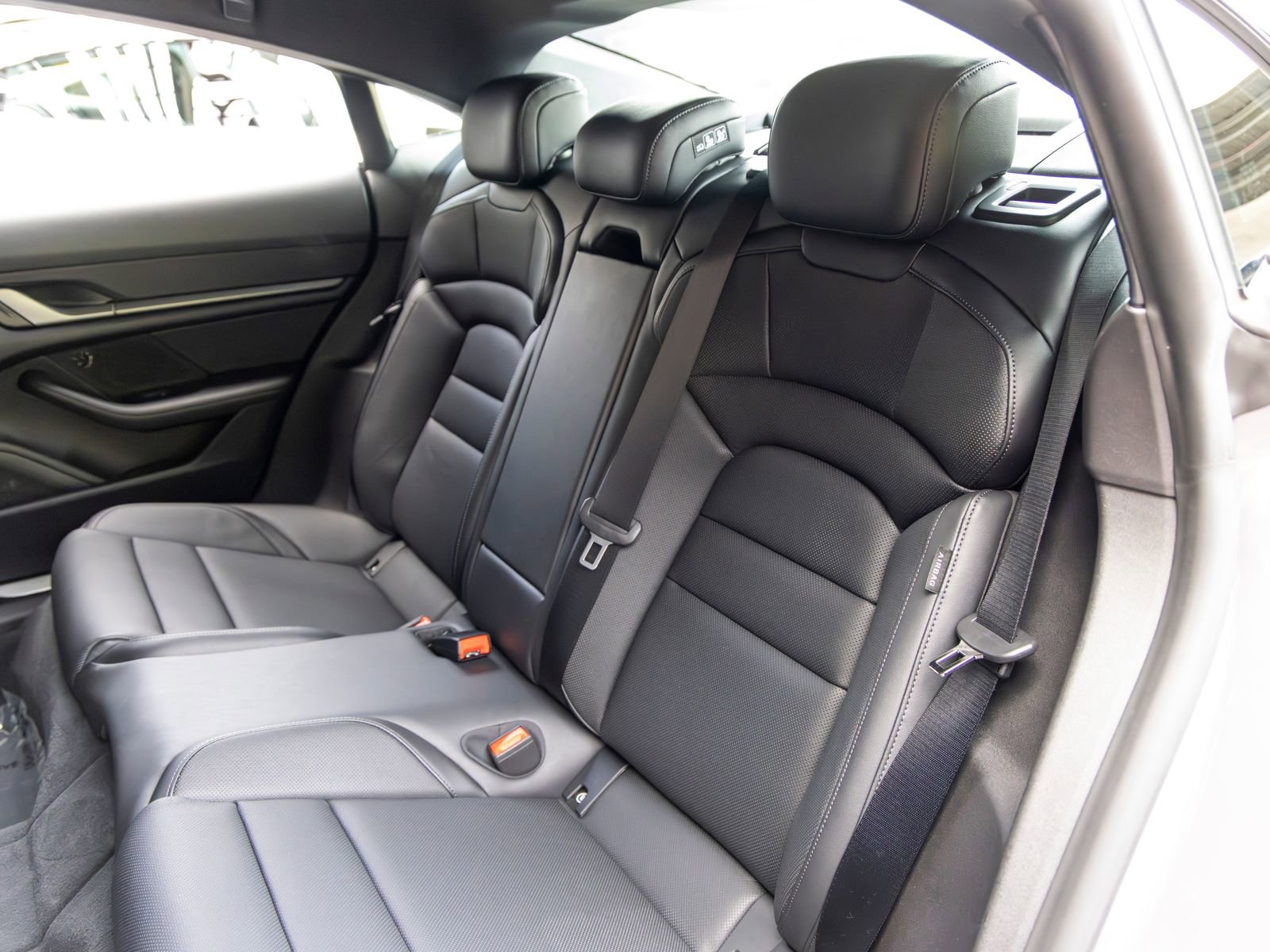 Certified 2025 Porsche Taycan image 47