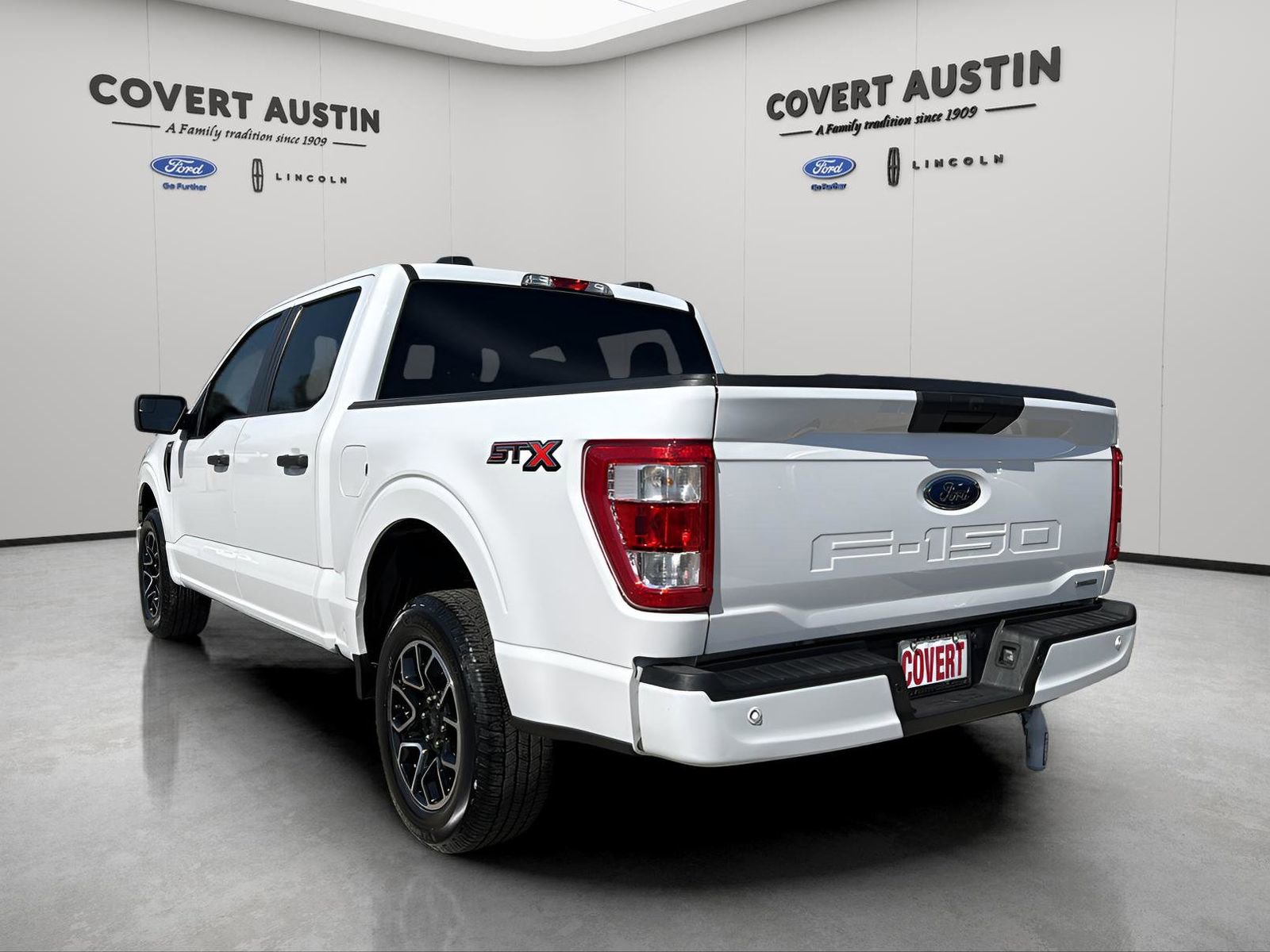 Certified 2022 Ford F150 XL w/ STX Appearance Package image 3