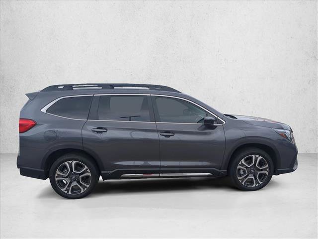 Used 2025 Subaru Ascent Limited AWD/4WD image 4