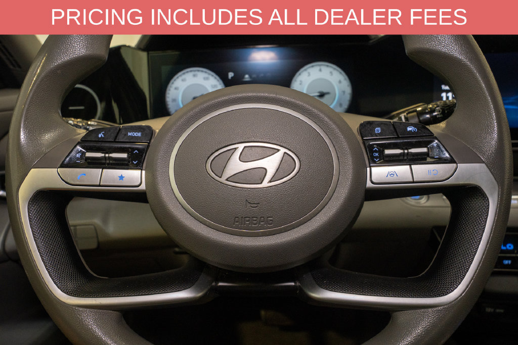 Used 2024 Hyundai Elantra SEL FWD image 16