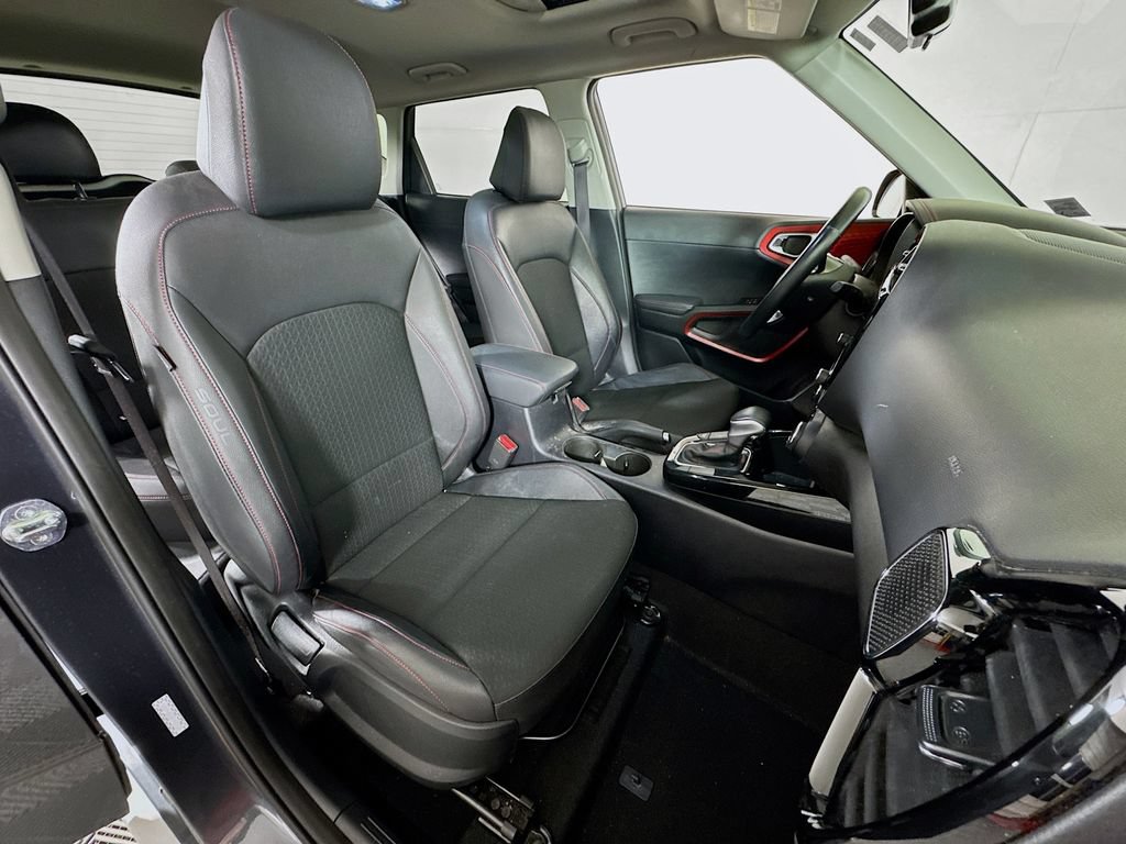 Used 2024 Kia Soul GT-Line FWD image 26